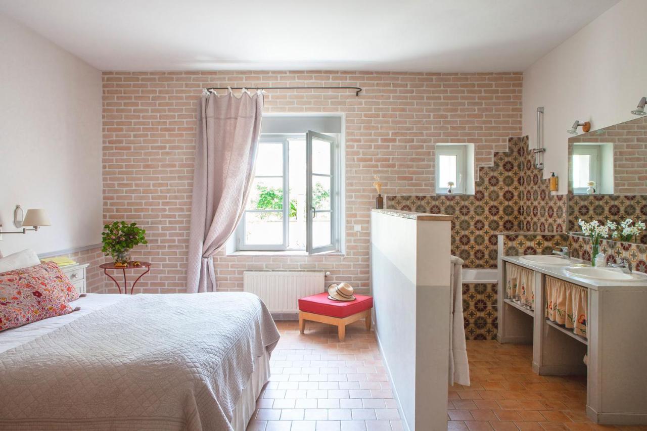 Blanche Fleur Hotel Châteauneuf-de-Gadagne Eksteriør billede